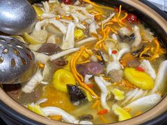 -菌之家·专业纯野生菌火锅·特色炒菌