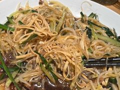 -关东小磨东北菜(上海长风大悦城店)