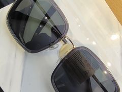 -LOHO眼镜(上海晶耀前滩商场店)