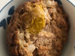 咸蛋黄狮子头-金枝玉叶上海人家食府(三里河店)