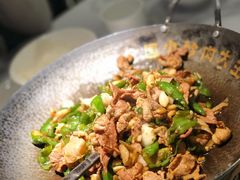 -费大厨辣椒炒肉(高铁吾悦广场店)