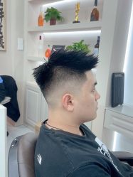 -尤司男士国潮理发馆