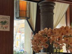 -八府香鸭·啫啫煲(华山路店)