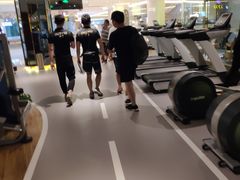 -银吉姆健身(恒隆馆)