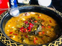 -符缸酸菜鸡(华阳店)