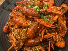-巴厘龙虾·榜首油焖大虾(音乐学院·沿江酒馆店)