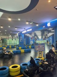 -卡尔飞车(武汉青山印象城店)