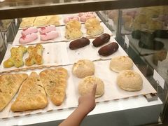 -奈雪的茶(市百一店)