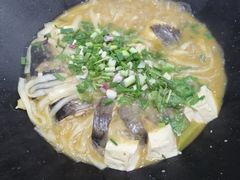 -老刘生态大鱼坊铁锅炖鱼(赛马场店)