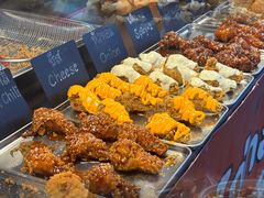 -席娜卡琳火车铁道夜市