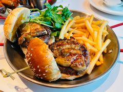 -The BREW·酿餐厅(浦东嘉里大酒店)