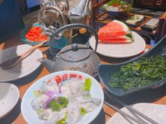 -老牌坊云南鱼豆花火锅(嵩山店)
