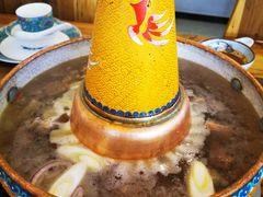-毛辣果·贵州红酸汤牛肉火锅(西单店)