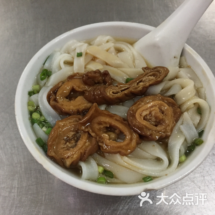 细猪大肠河粉