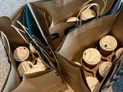 -星巴克臻选(嘉兴海宁银泰城店)