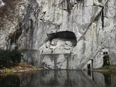 哭泣的狮子-卢塞恩湖