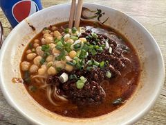 -沉香牛肉面