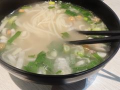 -牵人麻辣粉(粉巷店)