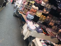 -吴山路夜市