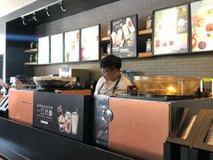 -星巴克臻选(莘庄仲盛店)
