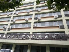 -上海市曹杨职业技术学校