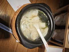 -馋三尺蟹粉小笼(人民广场店)