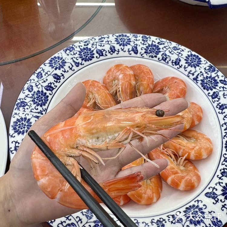 来连云港吃海鲜推荐豪爵！！！