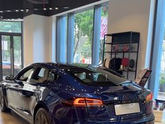 -TESLA 特斯拉(上海太古汇体验店)