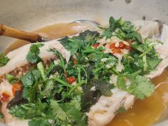 剁椒鱼头-火宫殿·湘菜小吃·商务宴请·生日聚会(东塘店)