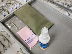 -潘多拉眼镜·蔡司依视路明月(潘家园店)