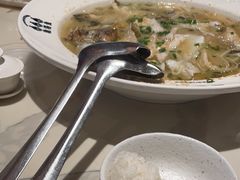 -渔语鱼酸菜鱼新川菜(来福士店)