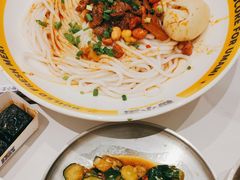 -粉小主·贵州酸汤牛肉粉(南京仙林金鹰店)