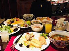 -西安皇冠假日酒店·朱雀咖啡厅