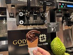 -香港唯港荟 Hotel ICON – The Market