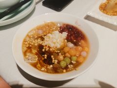 -江城小馆陕南妈妈菜·全球旅行餐厅(钟楼店)