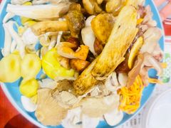 -菌之家·专业纯野生菌火锅·特色炒菌