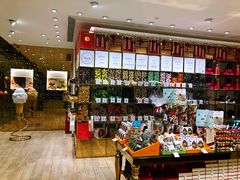 零售区-VENCHI 闻绮(北京国贸商城店)