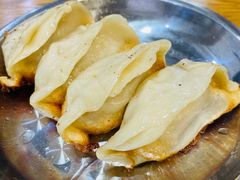 -黄阿姨锅贴大王(万航渡路店)