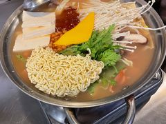 部队火锅-富乐满韩国正宗炸鸡韩国料理(虹泉路店)