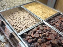 -琦王花生(中央商场店)