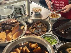 -松树干拌面店