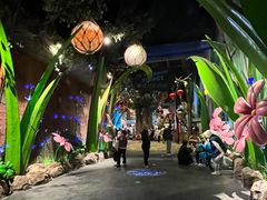 -蓝精灵乐园·世茂精灵之城主题乐园