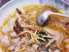 -粉墨特色菜·烧烤音乐酒馆