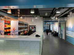 -乔波室内滑雪场