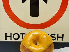 -HOT CRUSH趁热集合·现烤面包(上海环球港店)