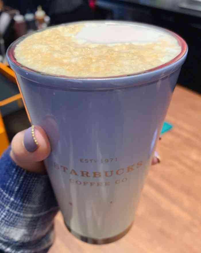 星巴克(西安益田假日世界店)-"最近迷上康宝蓝了,上面的奶油好好吃