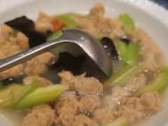 骨汤面筋烩丝瓜-东方饺子王(新奥购物中心店)