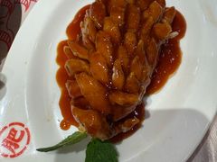 -肥肥虾庄·金牌油焖大虾(汉街SKP店)