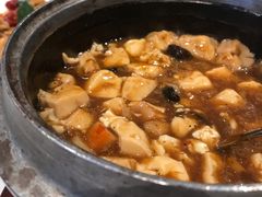 石锅海鲜豆腐-粤式早茶希朋喜宴