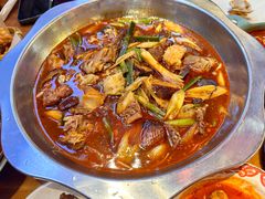-爆炸头阿姨小四川正宗川味小吃(无任何分店)